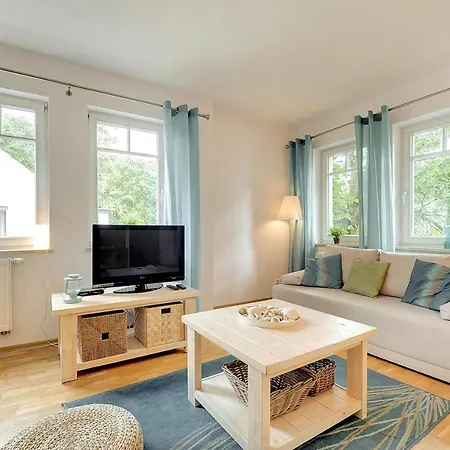 By The Sea - Nadmorski Apartment